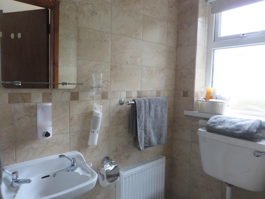 Dawn House B&B Kilmeaden ภายนอก รูปภาพ
