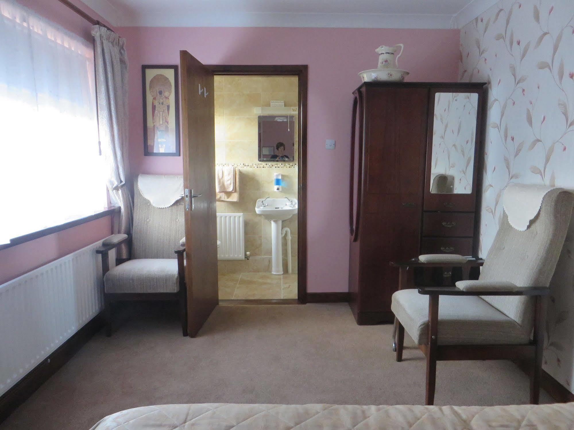 Dawn House B&B Kilmeaden ภายนอก รูปภาพ